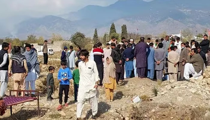 Warring tribes in Kurram agree to cease-fire after deadly clashes