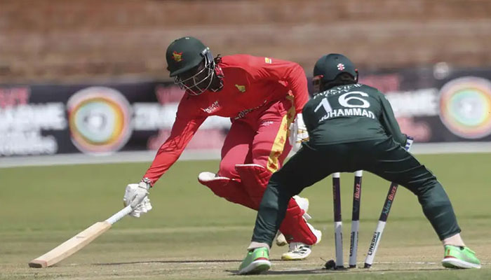 Pakistan defeats Zimbabwe in second ODI, levels series