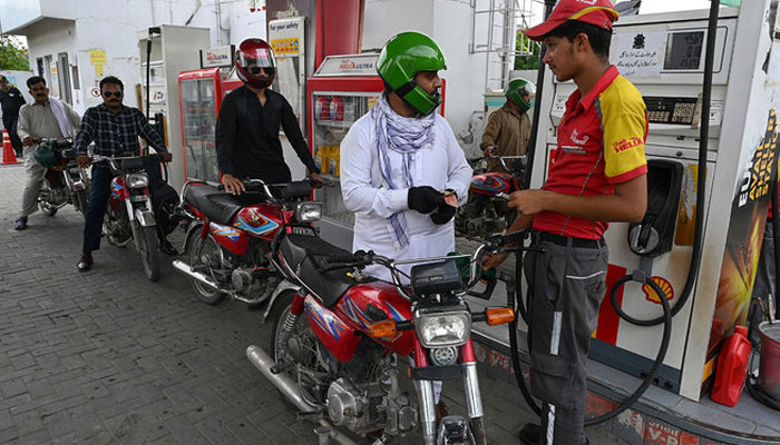 Govt increases petrol prices for next 15 days: Here’s Updated rates from December 1