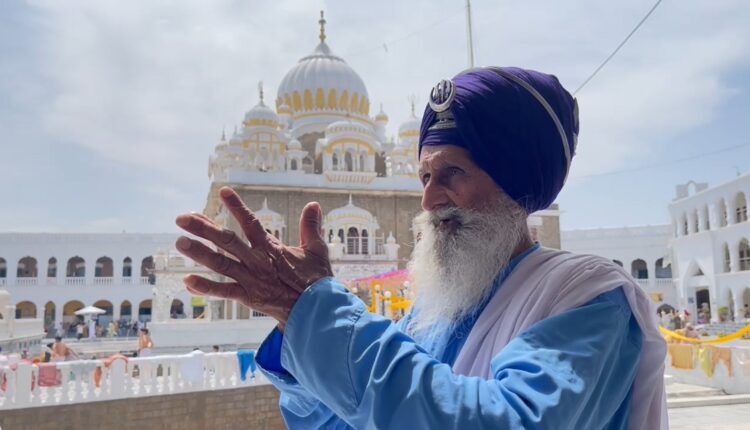 India Denies Sikh Pilgrims Permission to Attend Guru Nanak's Death Anniversary in Pakistan