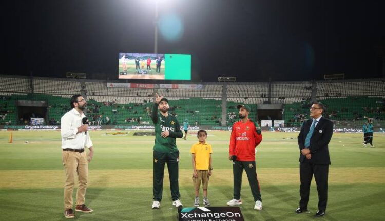 Pakistan bowl against Bangladesh in third T20i