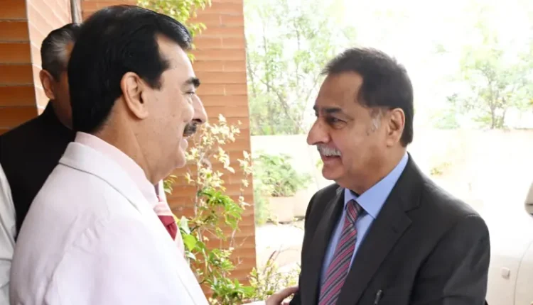 Senate Chairman Yousaf Gilani and National Assembly Speaker Ayaz Sadiq meeting.