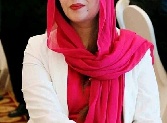 Peshawar High Court building where judges halted ECP disqualification proceedings against PTI’s Zartaj Gul.