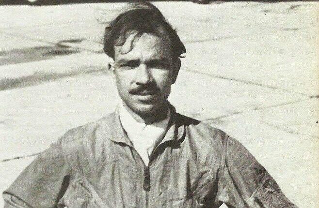 MM Alam Pakistan Air Force hero, in an F-86 Sabre shooting down Indian Hawker Hunters in the 1965 war