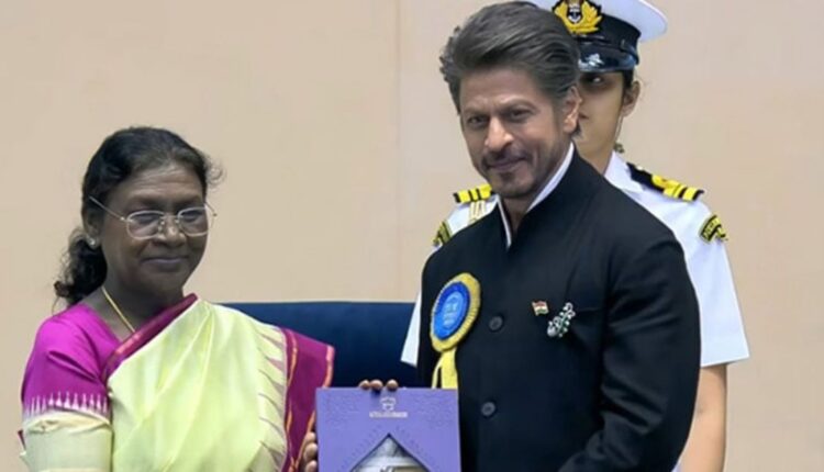 SRK clinches maiden National Film Award after 33 years