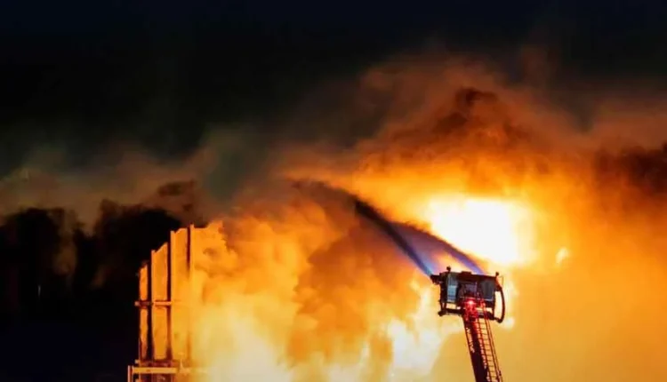 Refinery Fire Chevron Explosion Jet Fuel LAX Supply California Gasoline
