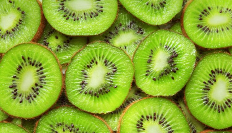 Study Finds Two Kiwis a Day May Improve Digestion