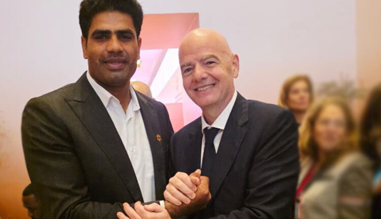 Pakistani Athlete Arshad Nadeem Meets FIFA President Gianni Infantino