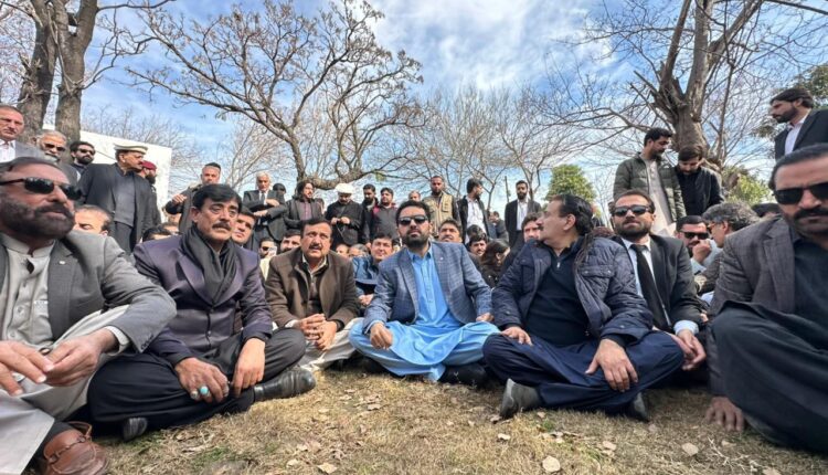 Imran Khan Health Supreme Court Pakistan PTI Peaceful Protest KP Chief Minister Islamabad Supreme Curt