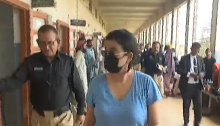 Karachi Police Questioned Over Pinky Court Appearance