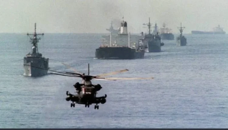 #StraitOfHormuz #IranUSNews #OilTankerAlert