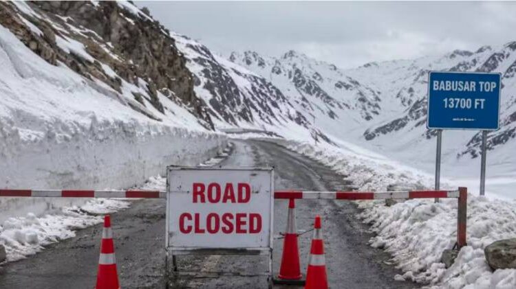 #BabusarTop #MansehraSnowfall #NaranKaghan